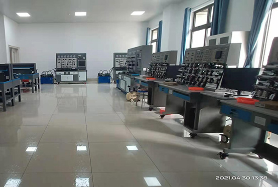 液壓傳動與氣動綜合實訓(xùn)室